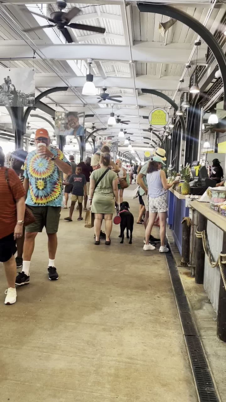 Video review of French Market