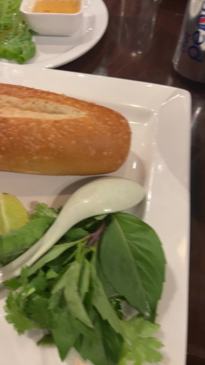 Broken Rice Restaurant Com Tam Cong Hoa