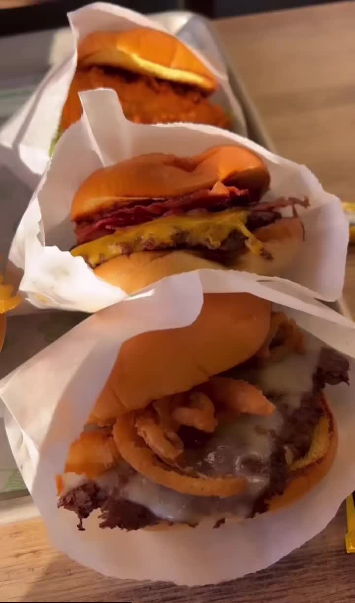 Video review of Shake Shack