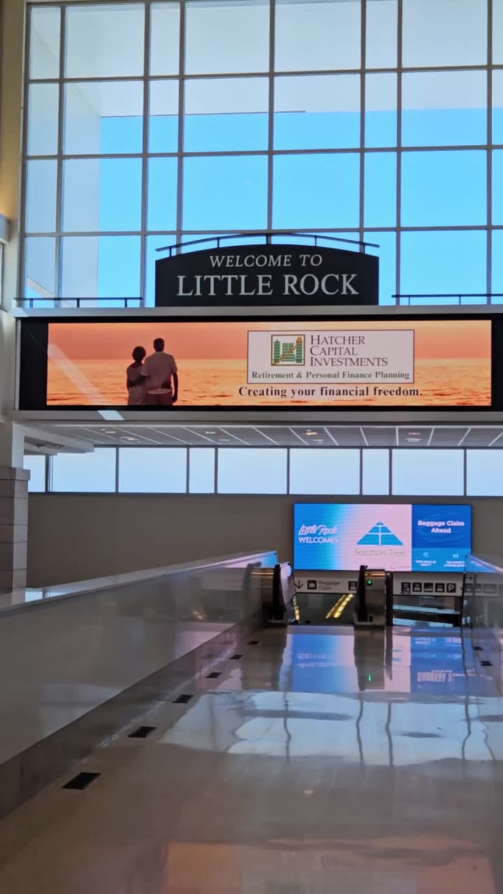 Bill and Hillary Clinton National Airport (LIT)