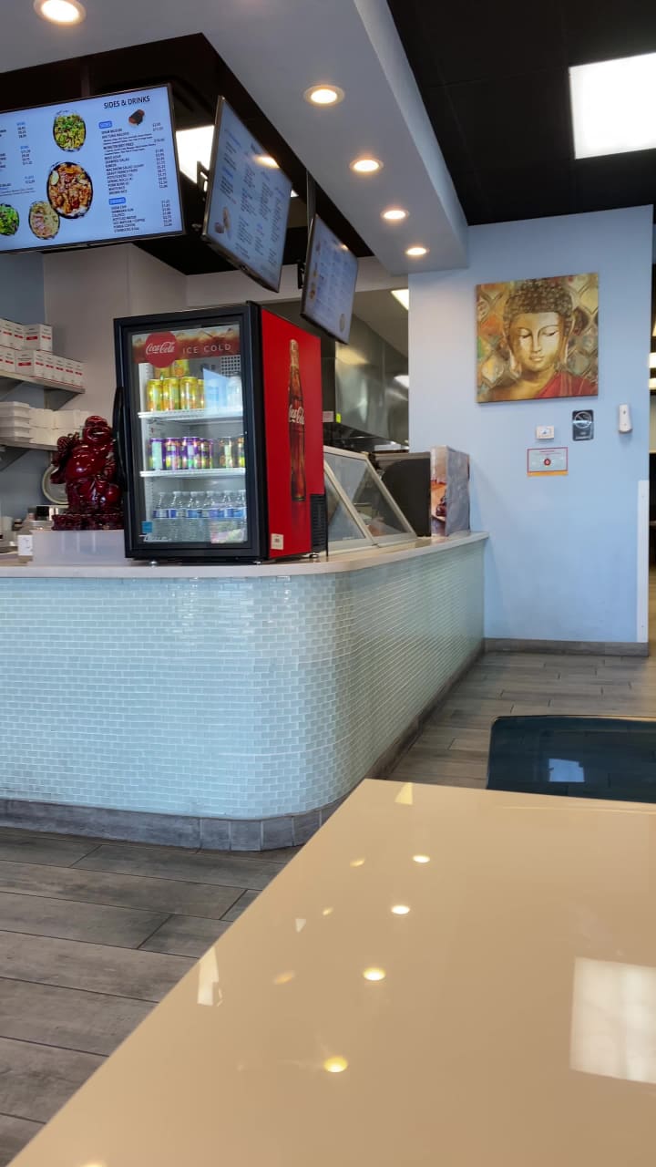 Suha Bites Sushiburrito & Hawaiian BBQ