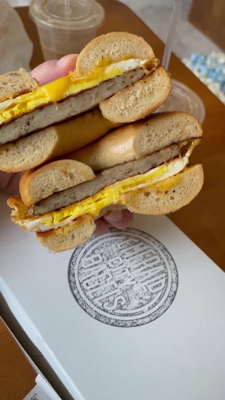 Video review of Emerald City Bagels