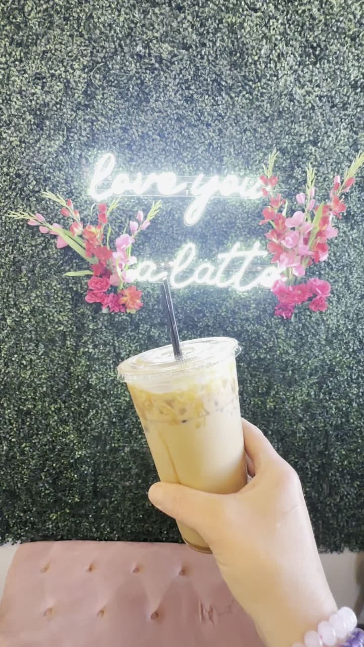 Love a Latte Coffee & Gift Shop