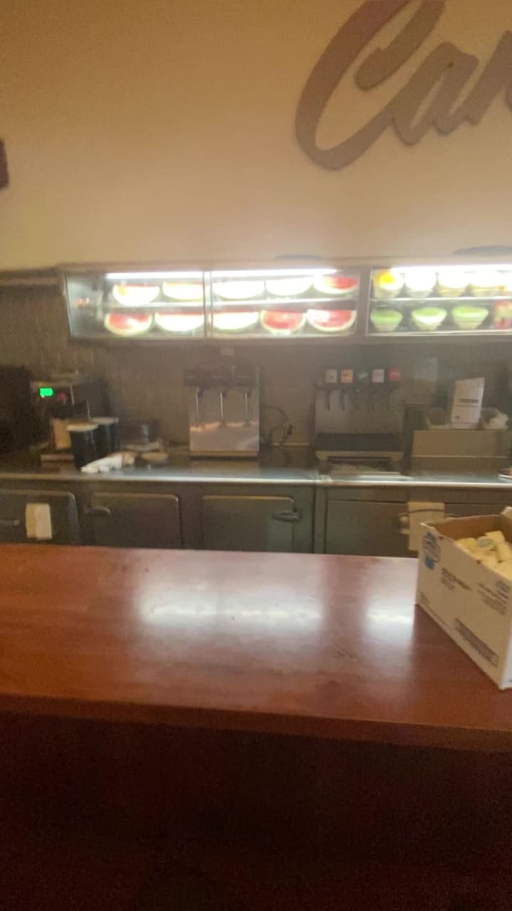 Video review of Canter's Deli