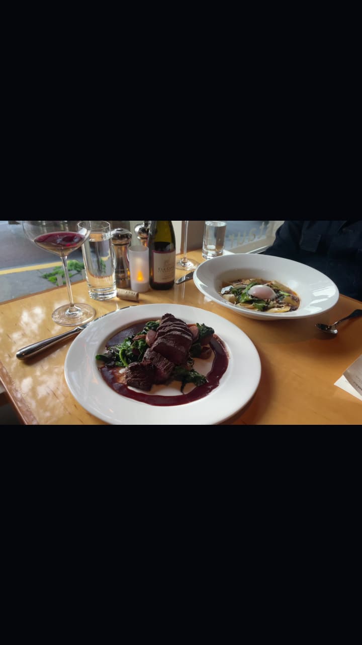 Celilo Restaurant & Bar