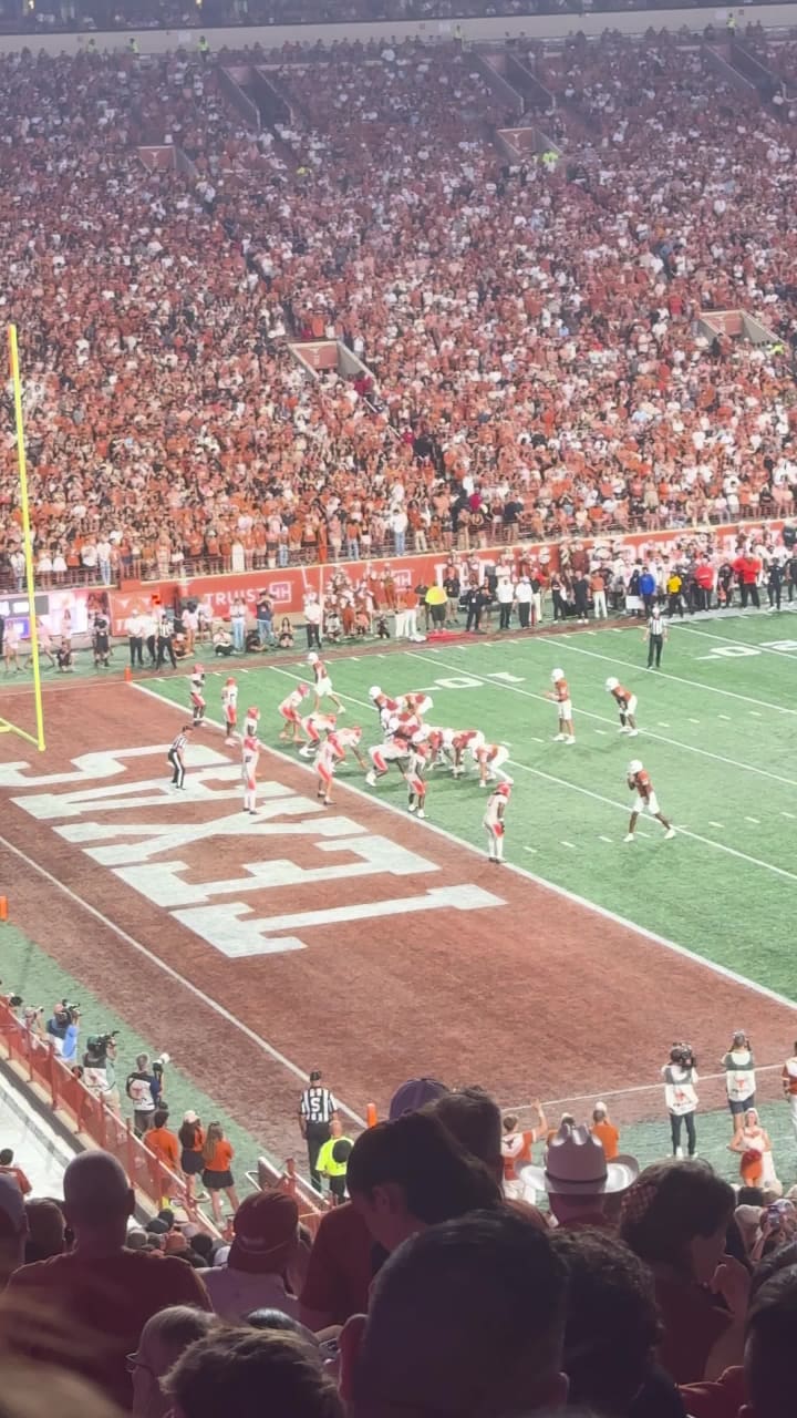 Video review of Darrell K Royal-Texas Memorial Stadium