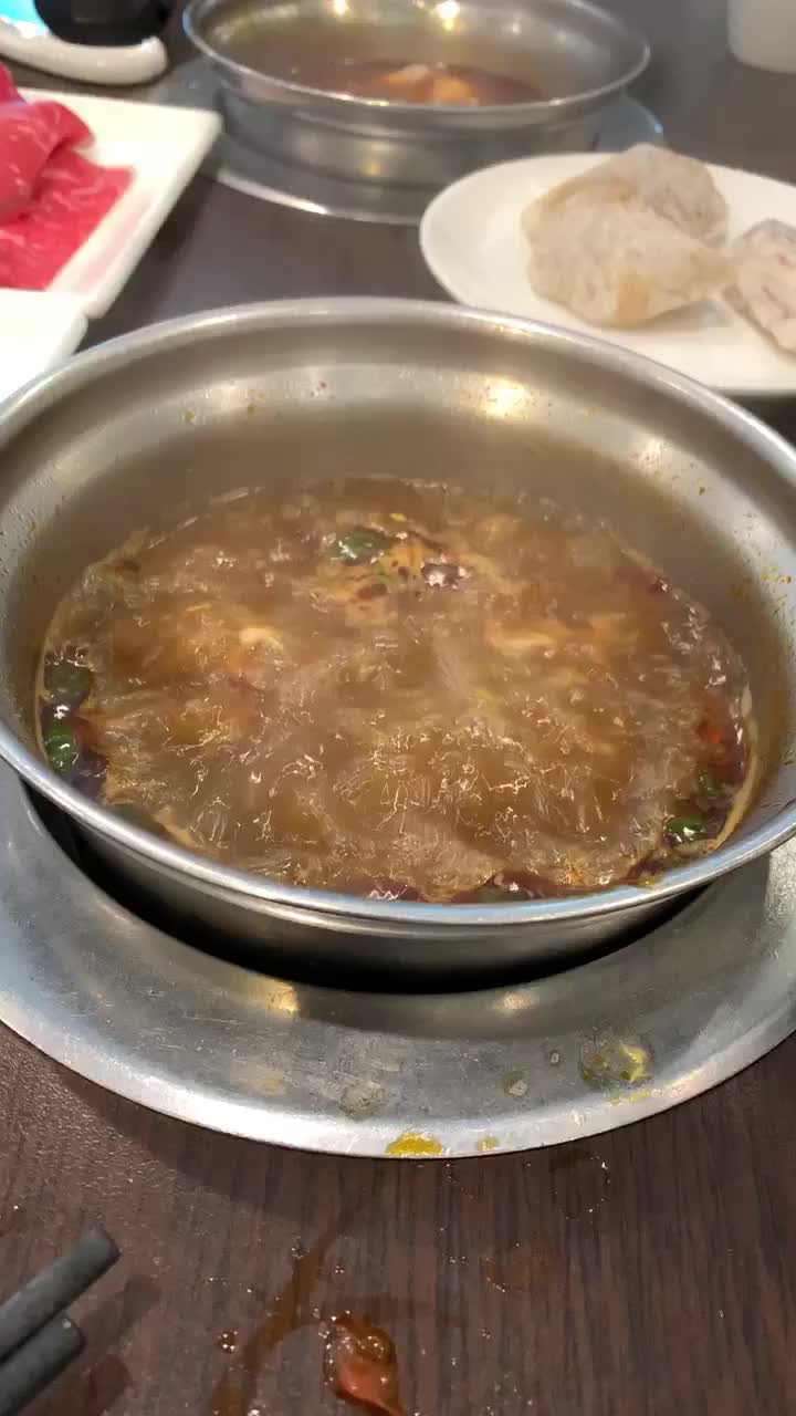 Video review of Little Dipper Shabu Shabu