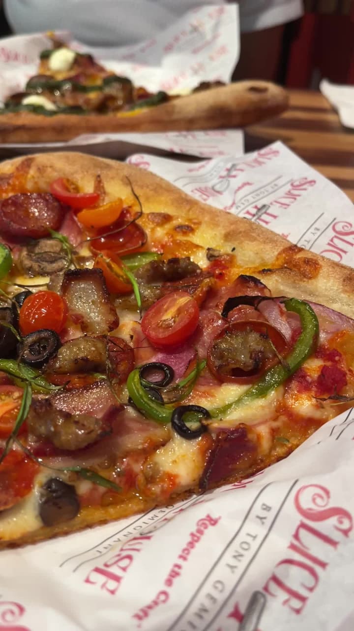 Video review of Slice House by Tony Gemignani