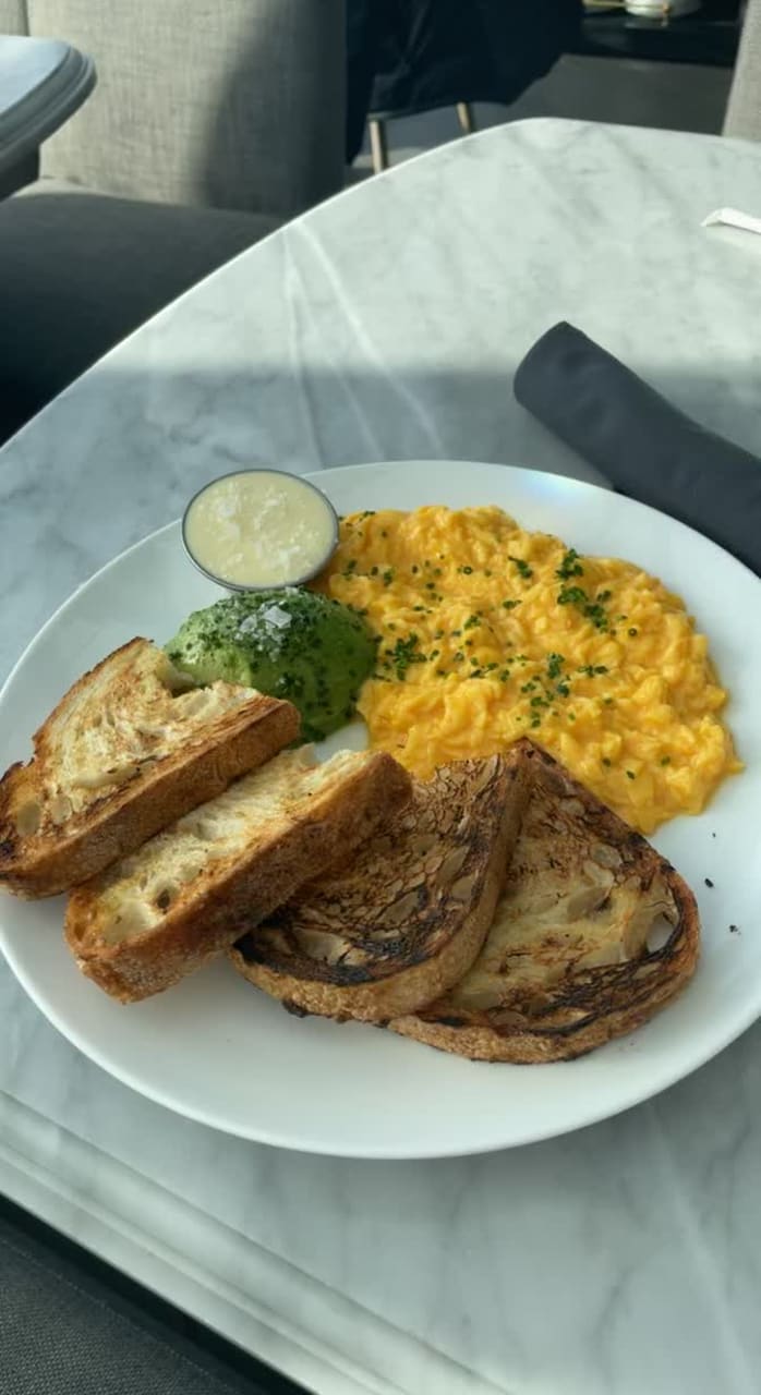 RH Rooftop Restaurant at RH Minneapolis