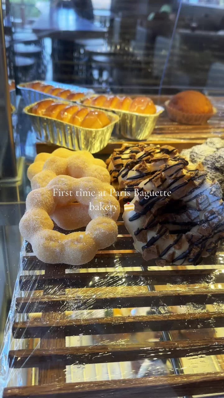 Video review of Paris Baguette