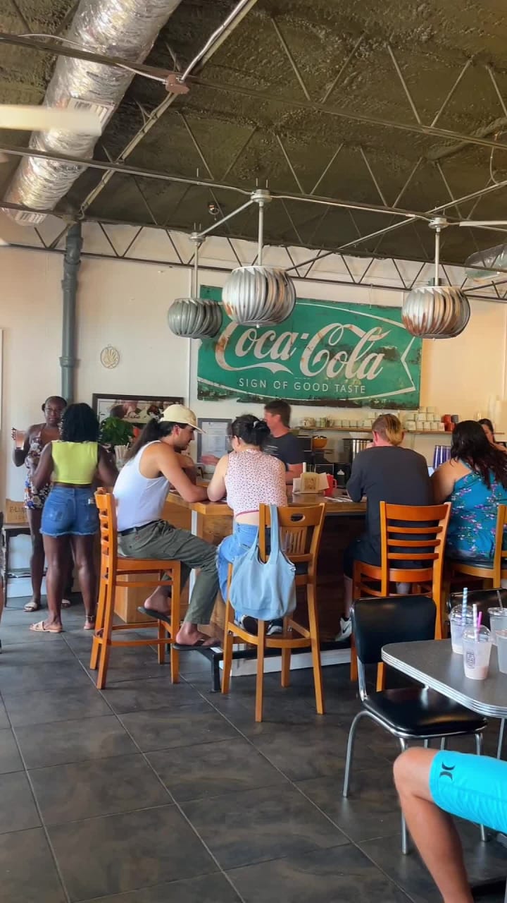 Video review of The Blue Hen Cafe