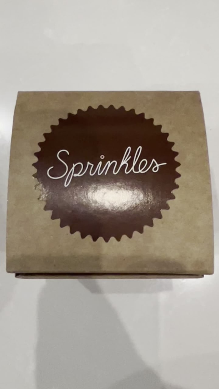 Video review of Sprinkles Cupcakes