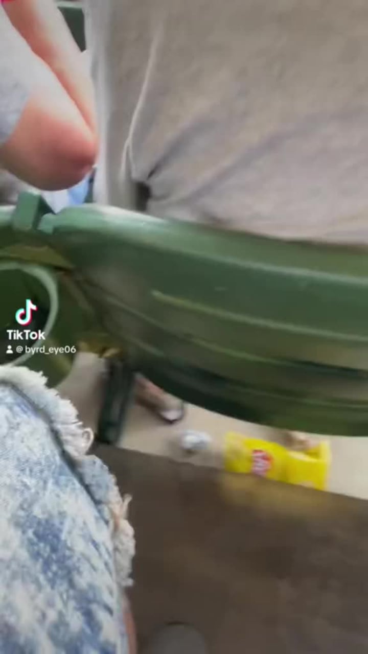 Trolley Stop - Fluor Field