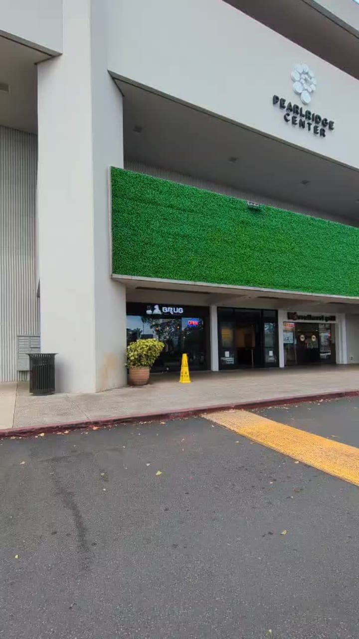 Video review of Brug Bakery