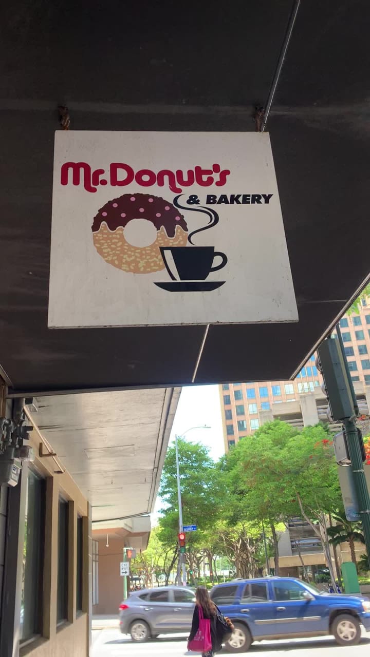 Video review of Mr. Donut's & Bakery