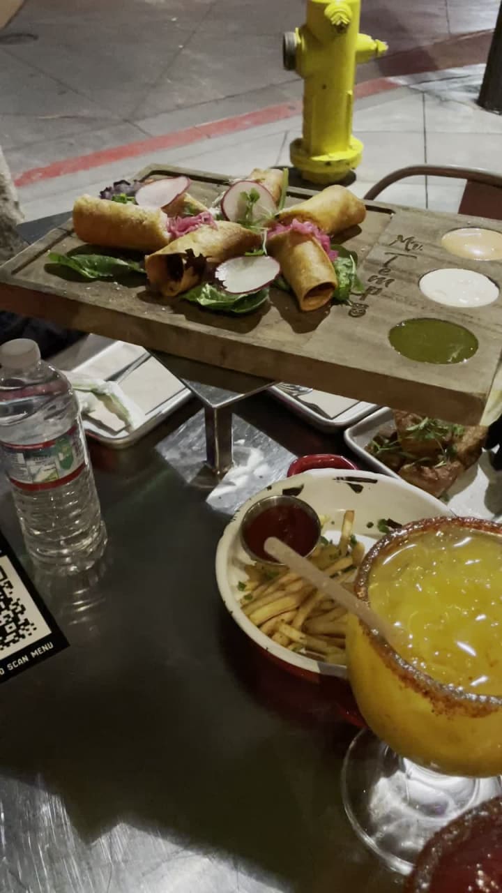 King & Queen Cantina