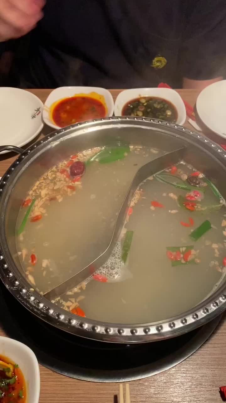 Video review of Lao Jie Hotpot