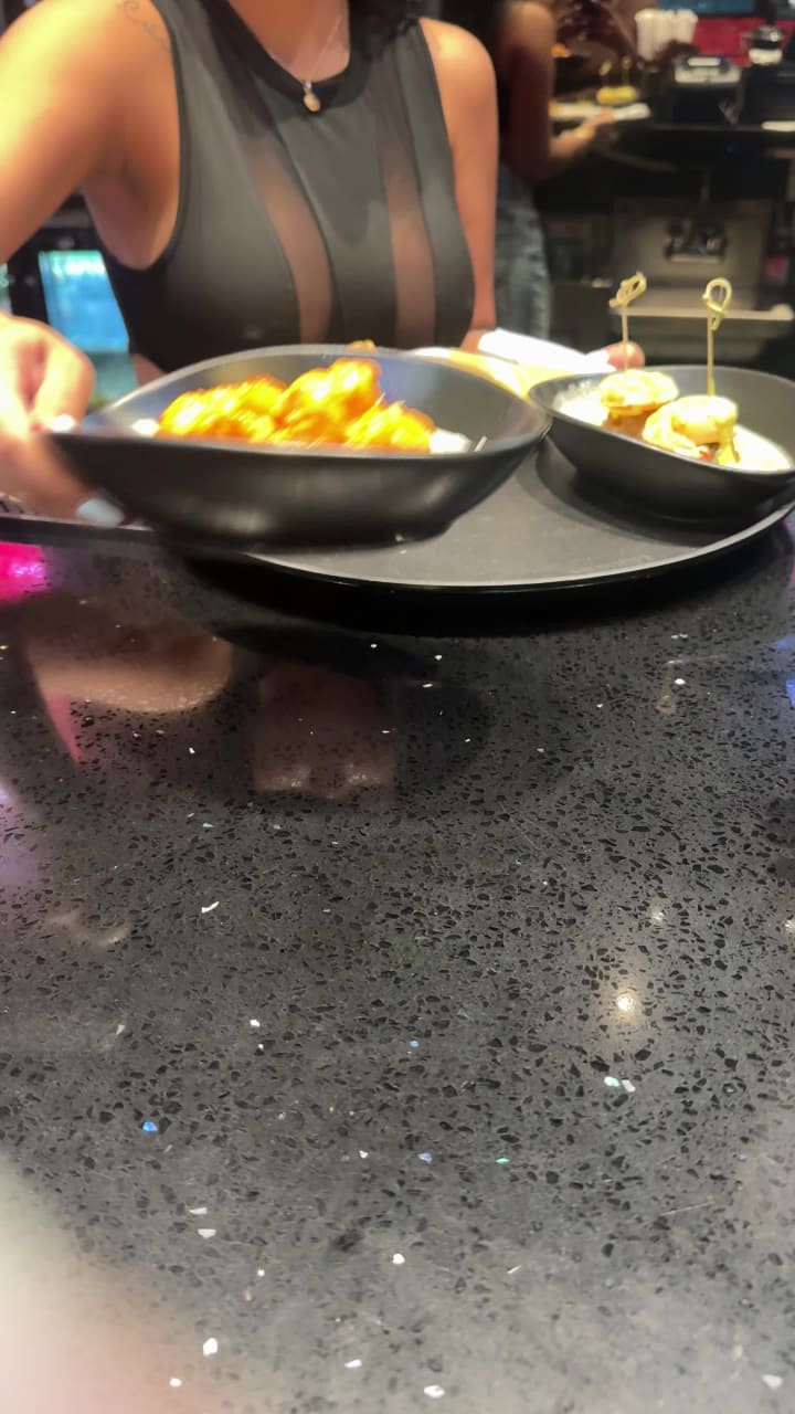 Fantasy Room Bar & Grill