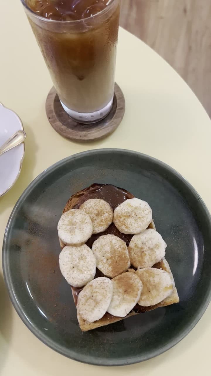 Sunday Morning Coffee Shop