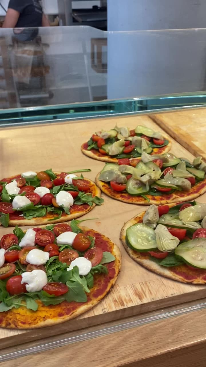 Video review of Rosetta Bakery