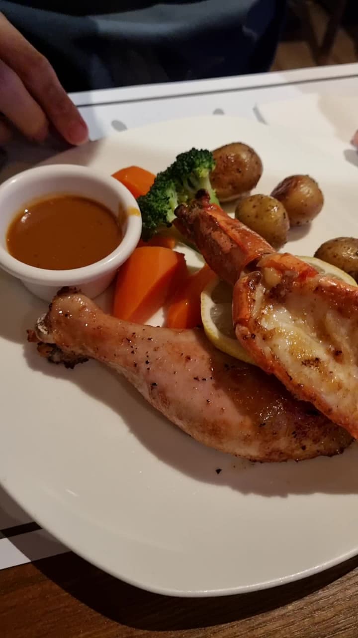 The Ship Restaurant & Bar