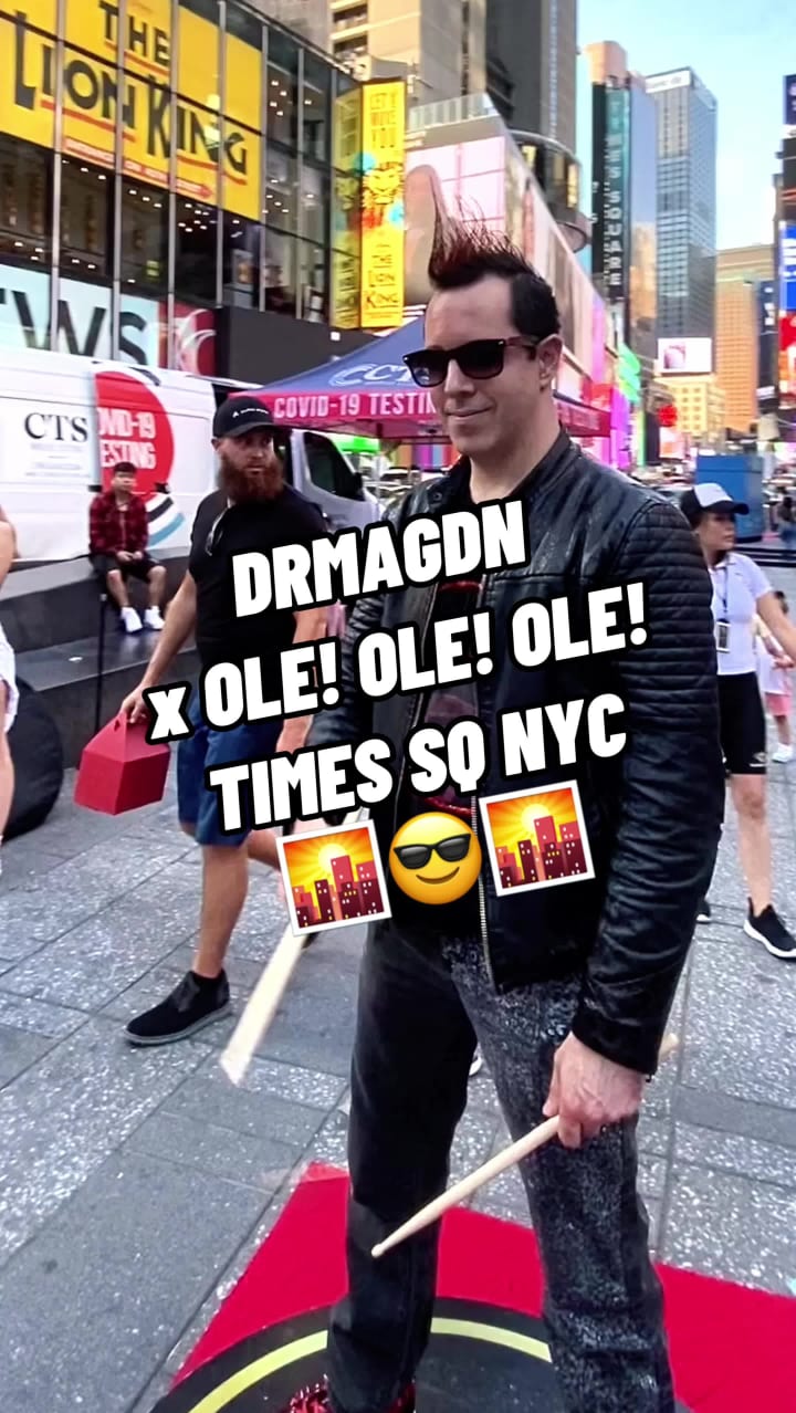 Video review of Times Square