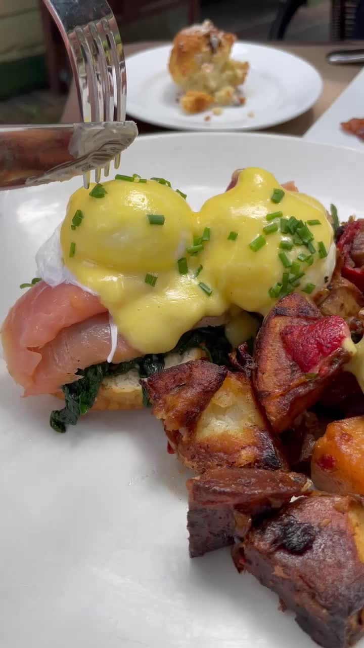 Video review of Thyme Restaurant