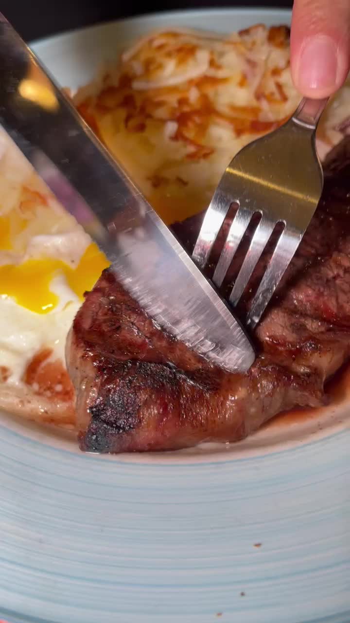 Video review of The Coffee Shop