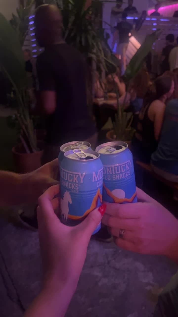 Video review of Red Door Saloon East