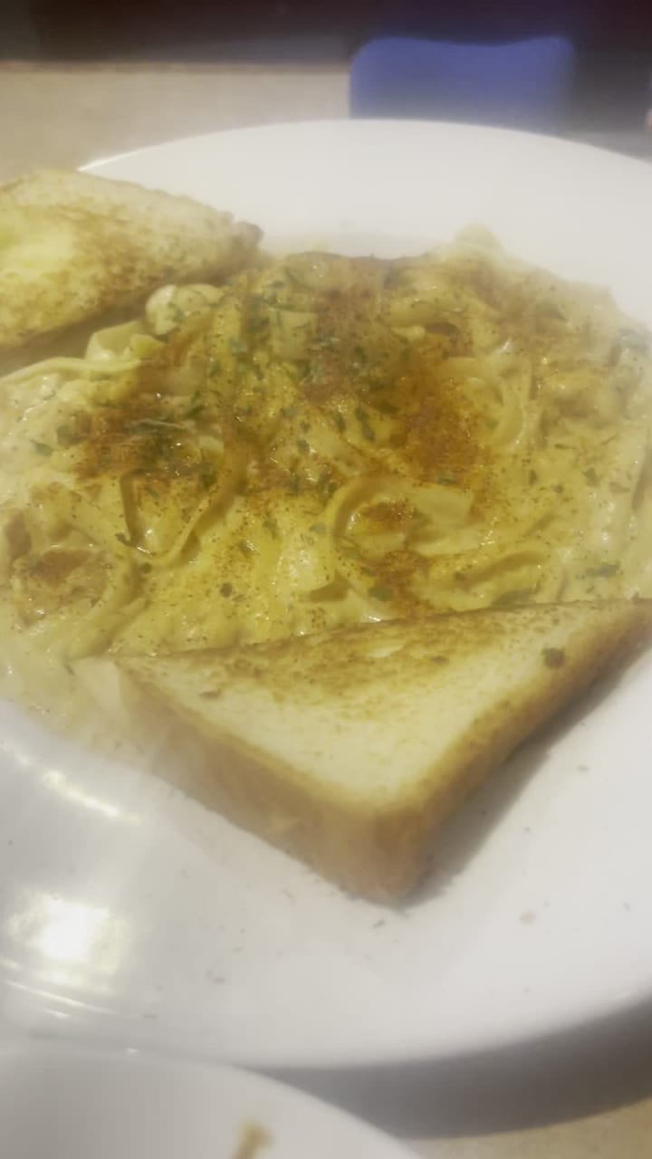 Boudreaux's Bar And Grill