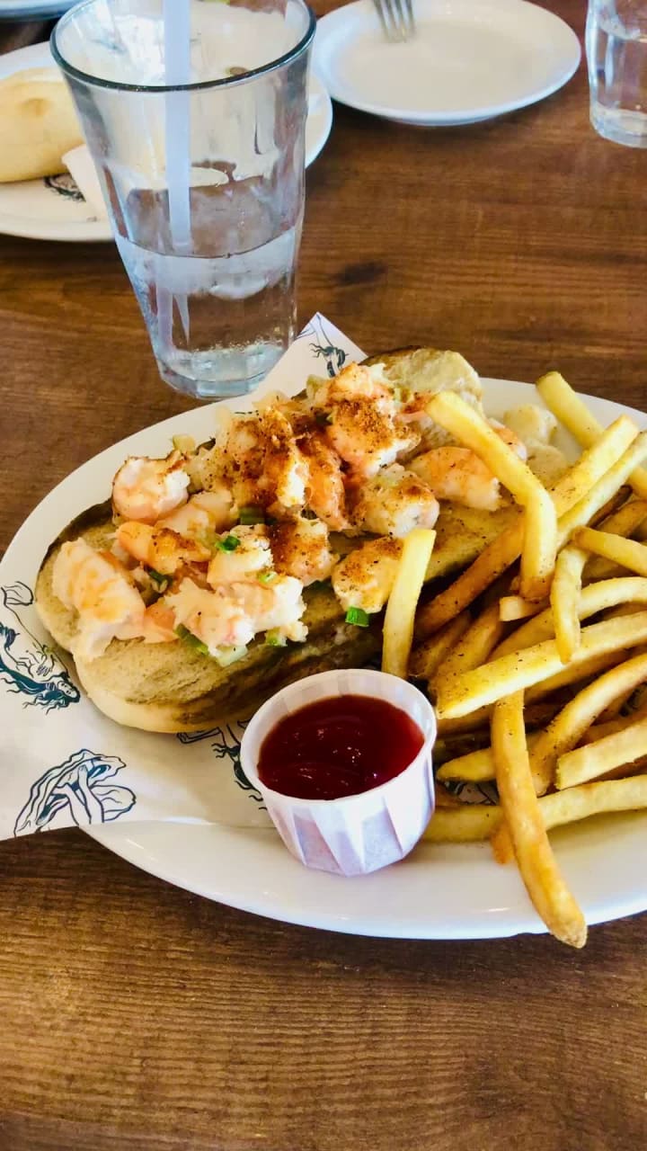 Video review of Water Street Oyster Bar