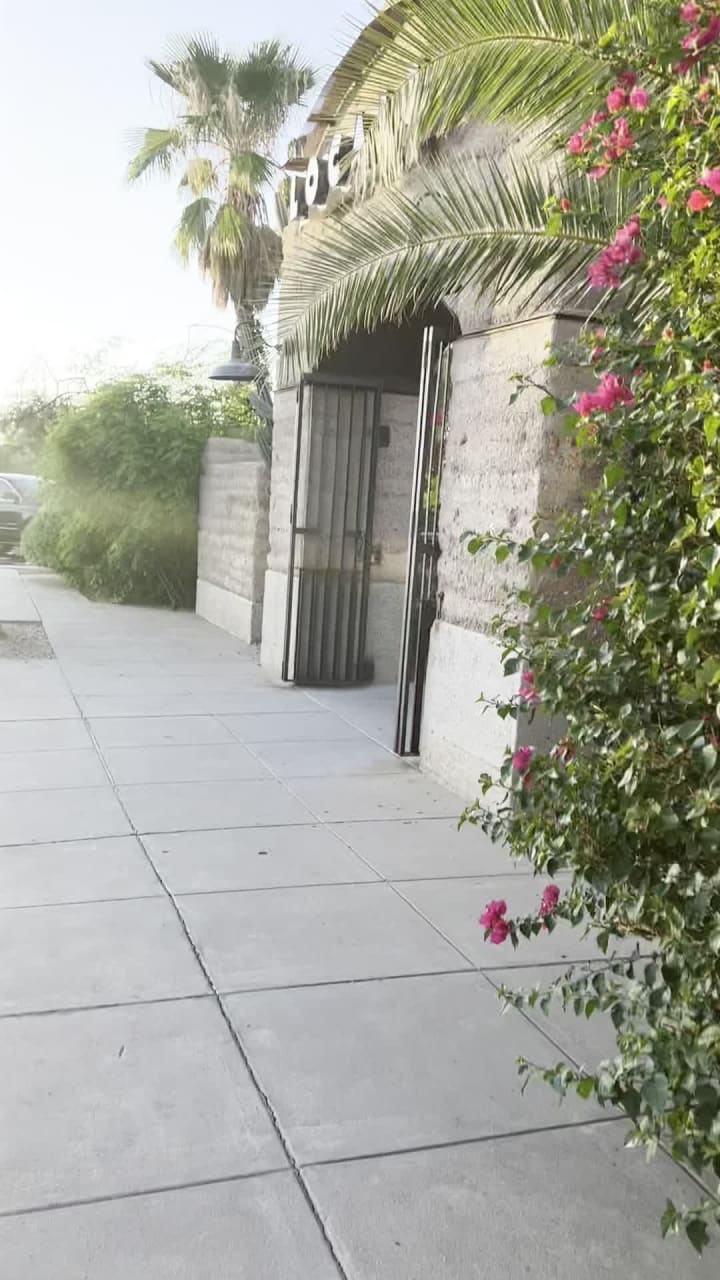 Locale Neighborhood Italian