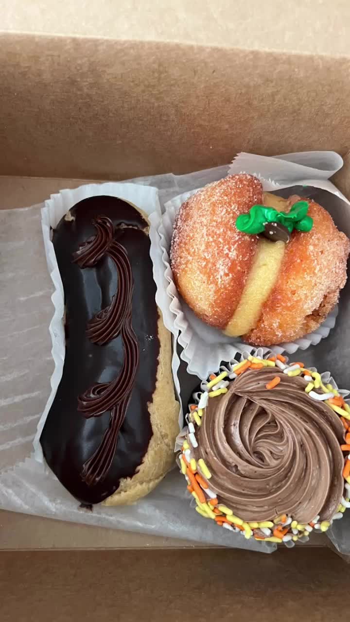 Video review of Isgro Pastries