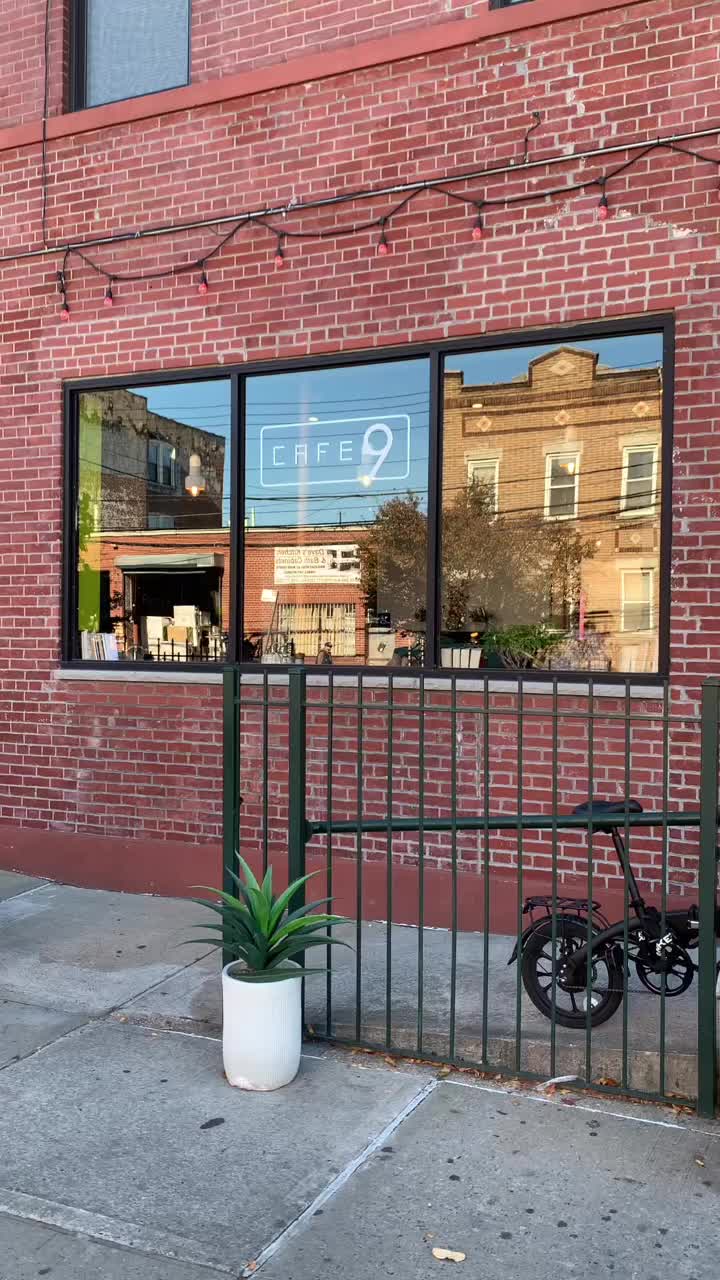 Cafe 9 