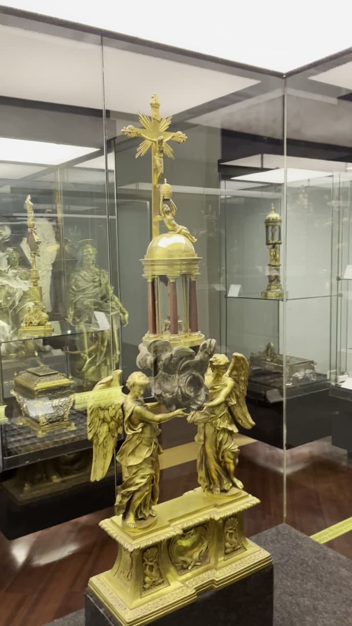 Video review of Saint Peter's Square (Piazza San Pietro)