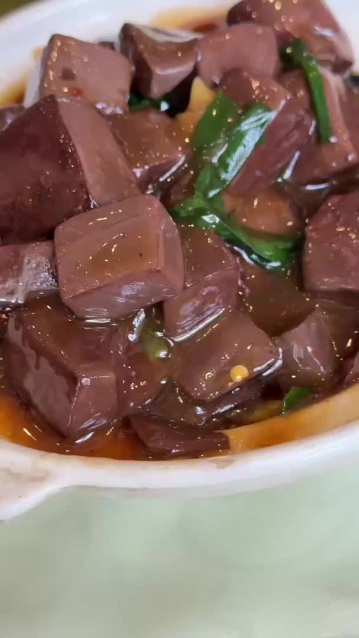 Video review of Golden Palace