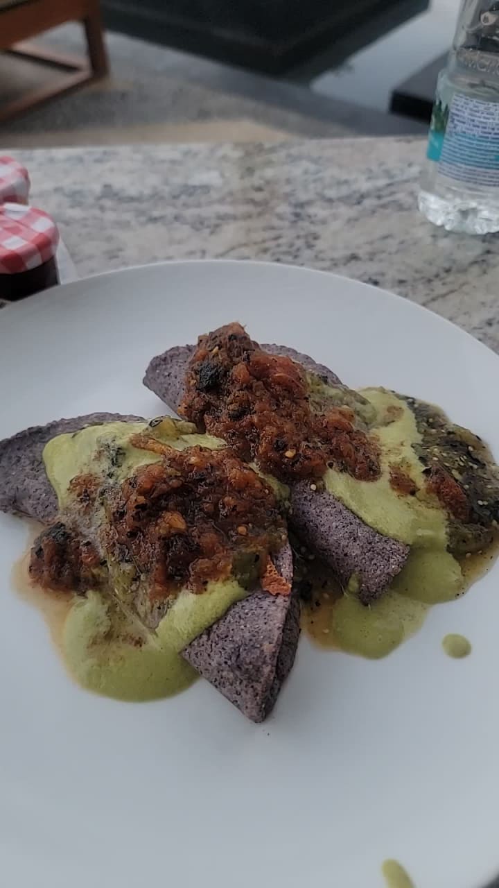 Conrad Punta de Mita