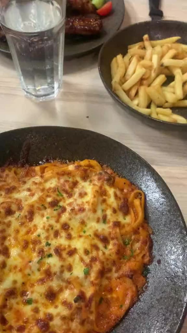 Panarotti's Brits Mall