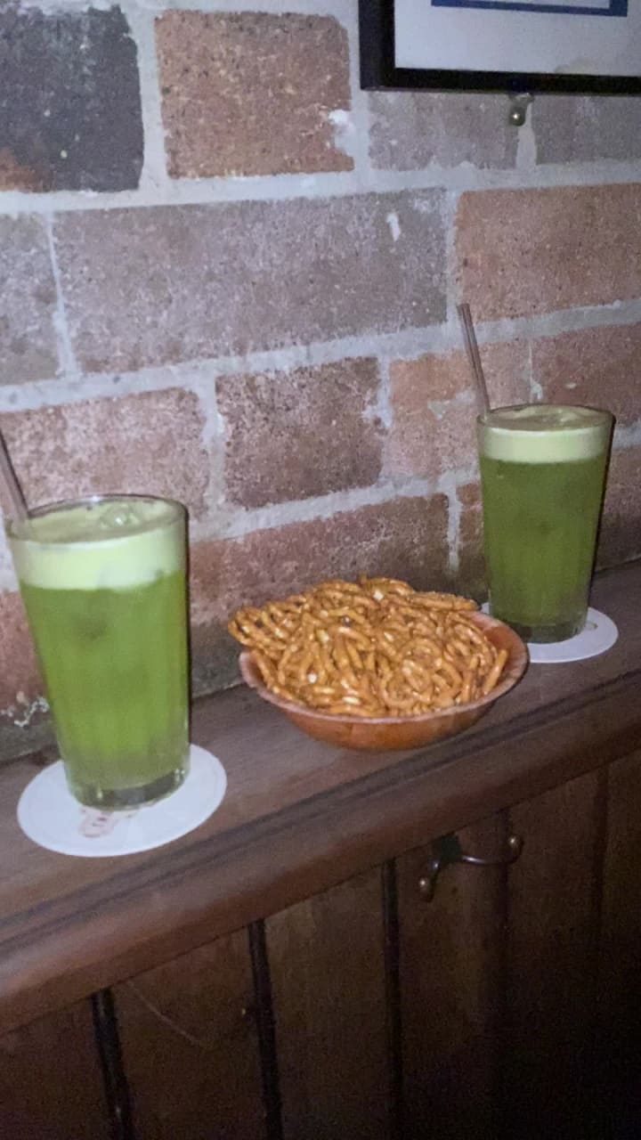 Video review of The Baxter Inn