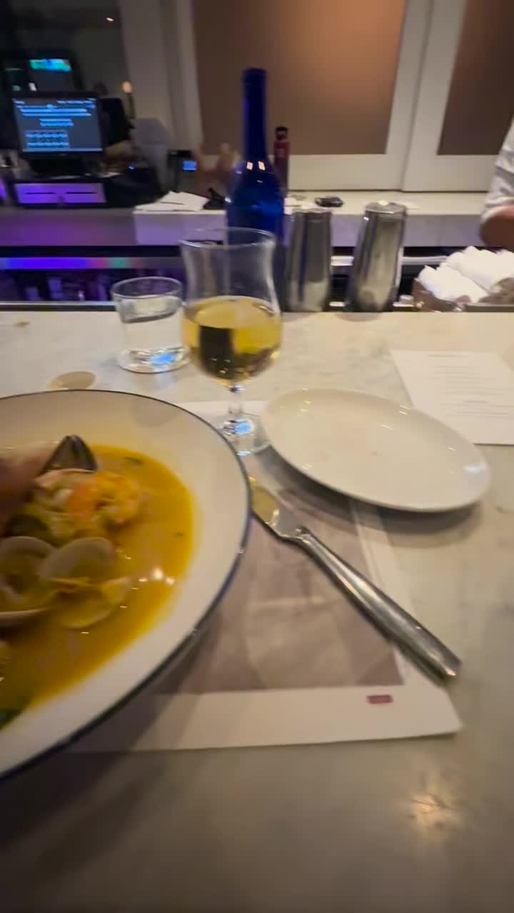 Video review of Brasserie 19