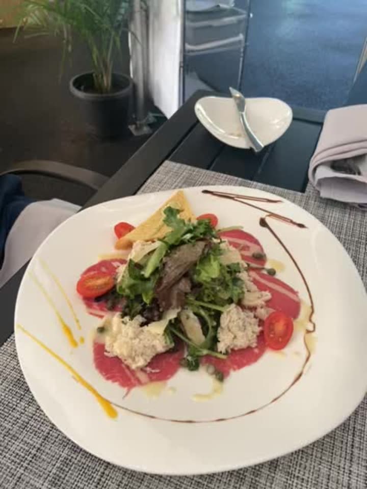 Video review of Cafe 37