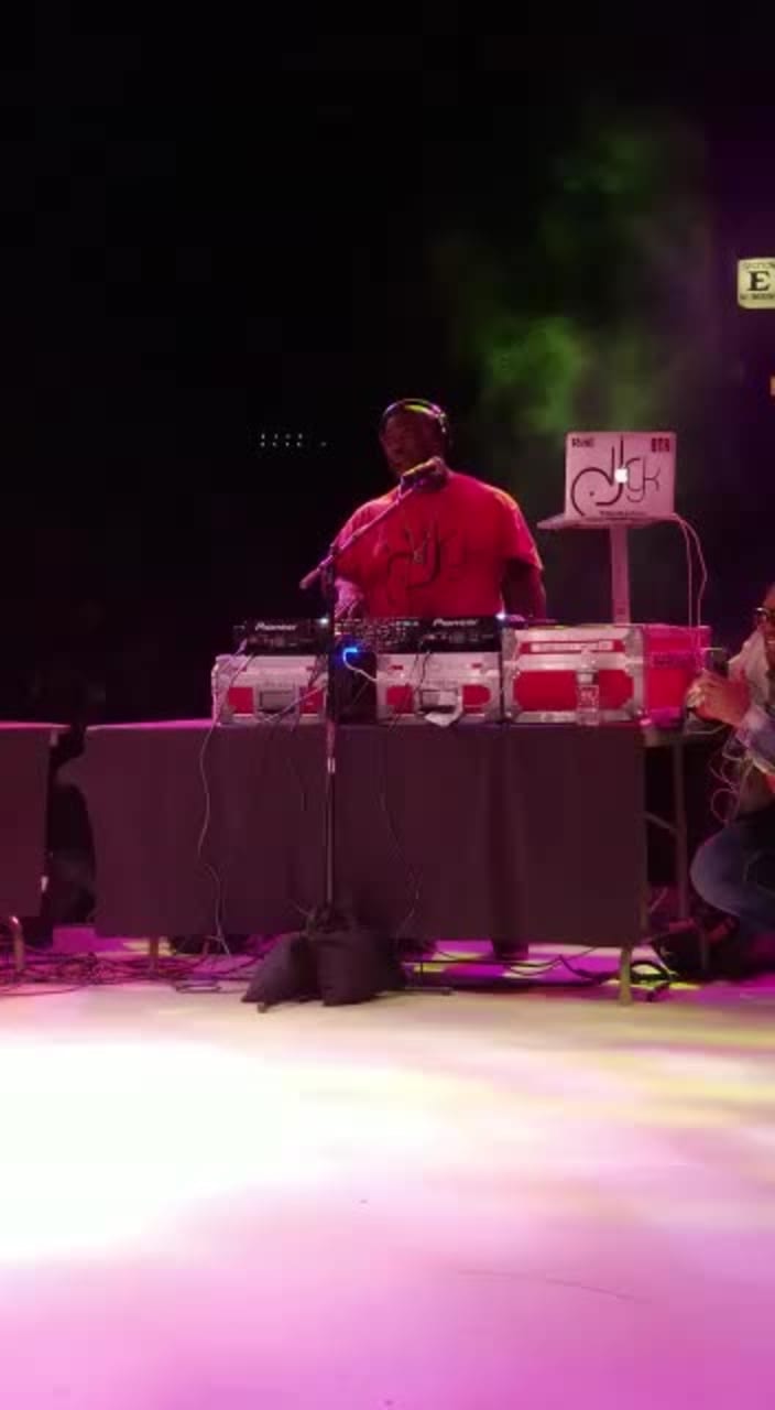 Flagstar at Westbury Music Fair