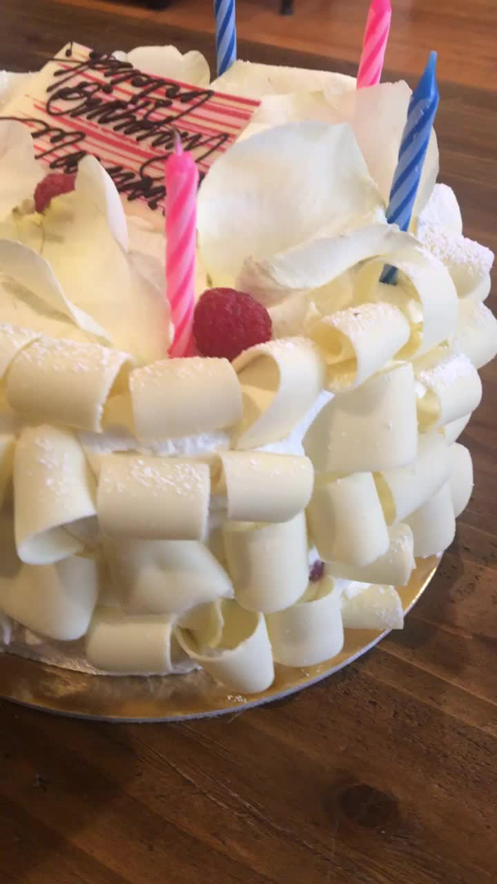 Video review of Ambrosia Bakery