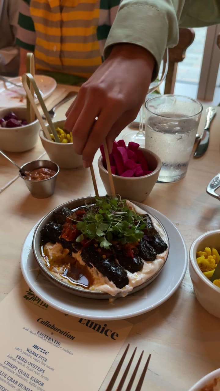 Video review of Eunice