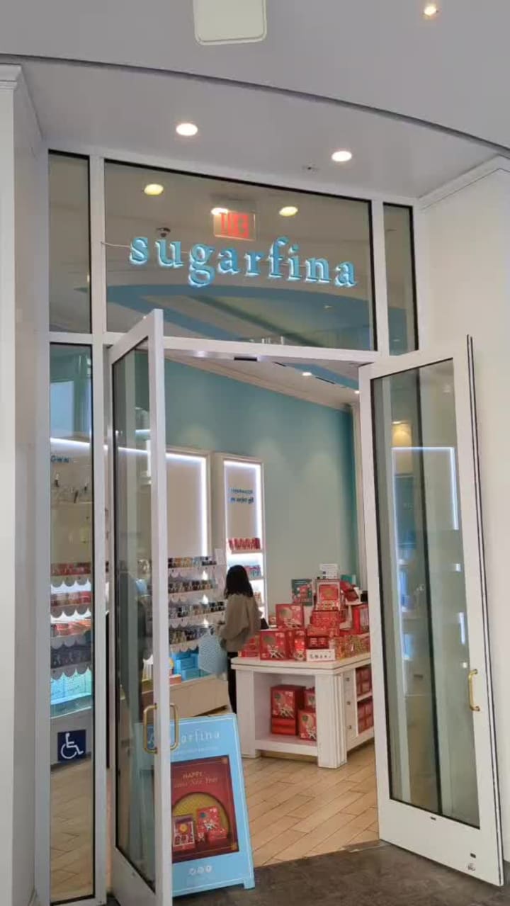 Video review of sugarfina