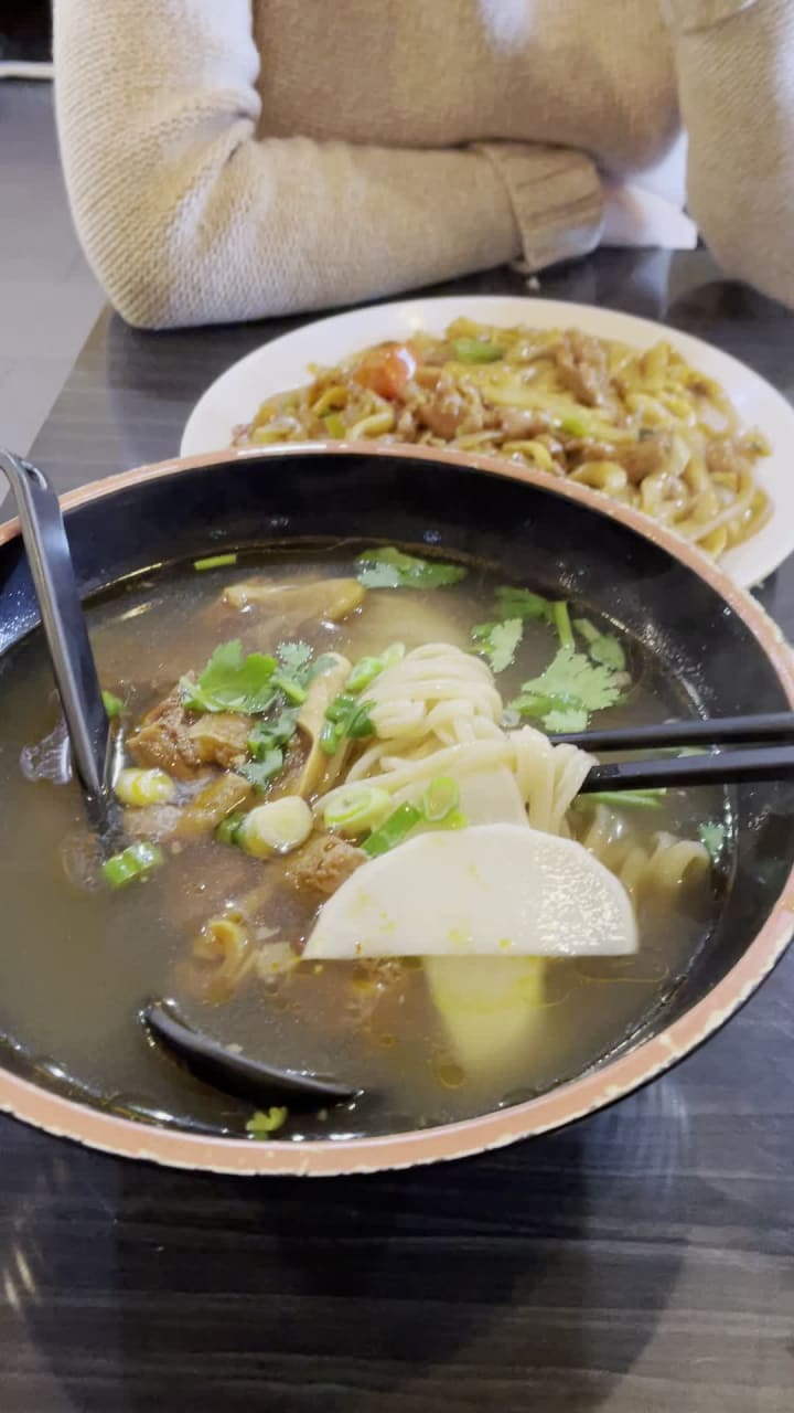 Video review of Homemade Ramen 蘭州拉麵