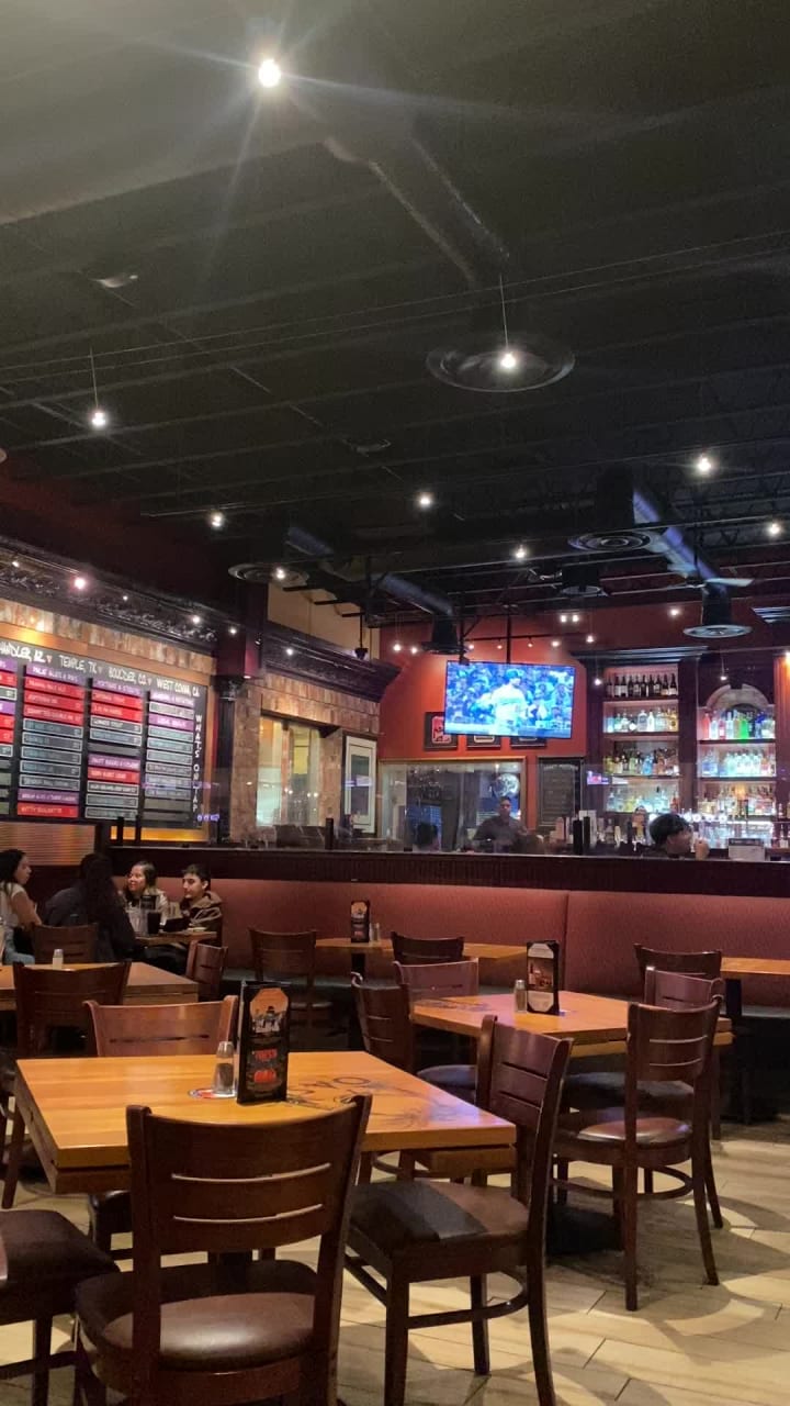 Video review of BJ's Restaurant & Brewhouse