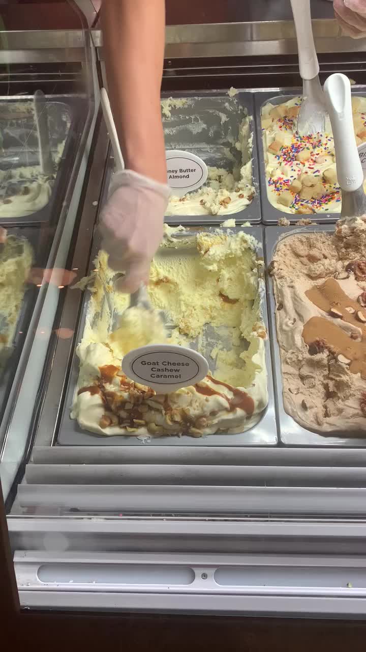 Video review of Black Dog Gelato