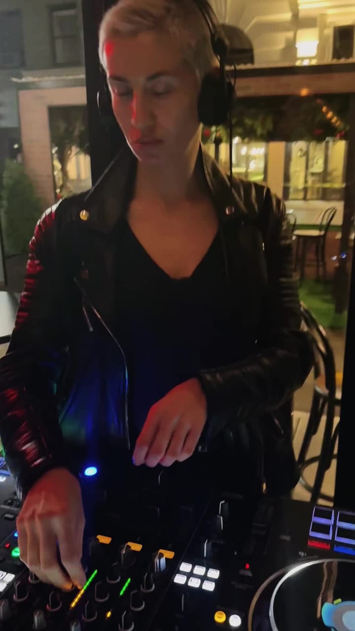 Katherine Meets Tony