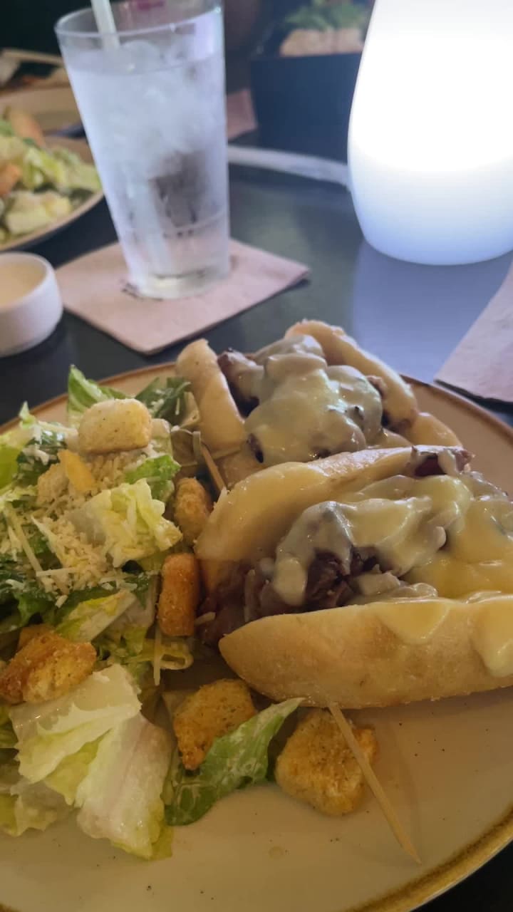 Video review of Off the Hook Lounge